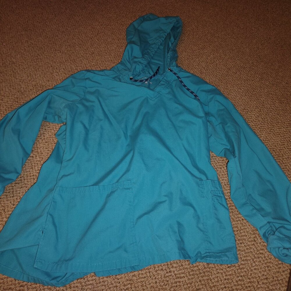 Scrub set - Picture 3 of 4